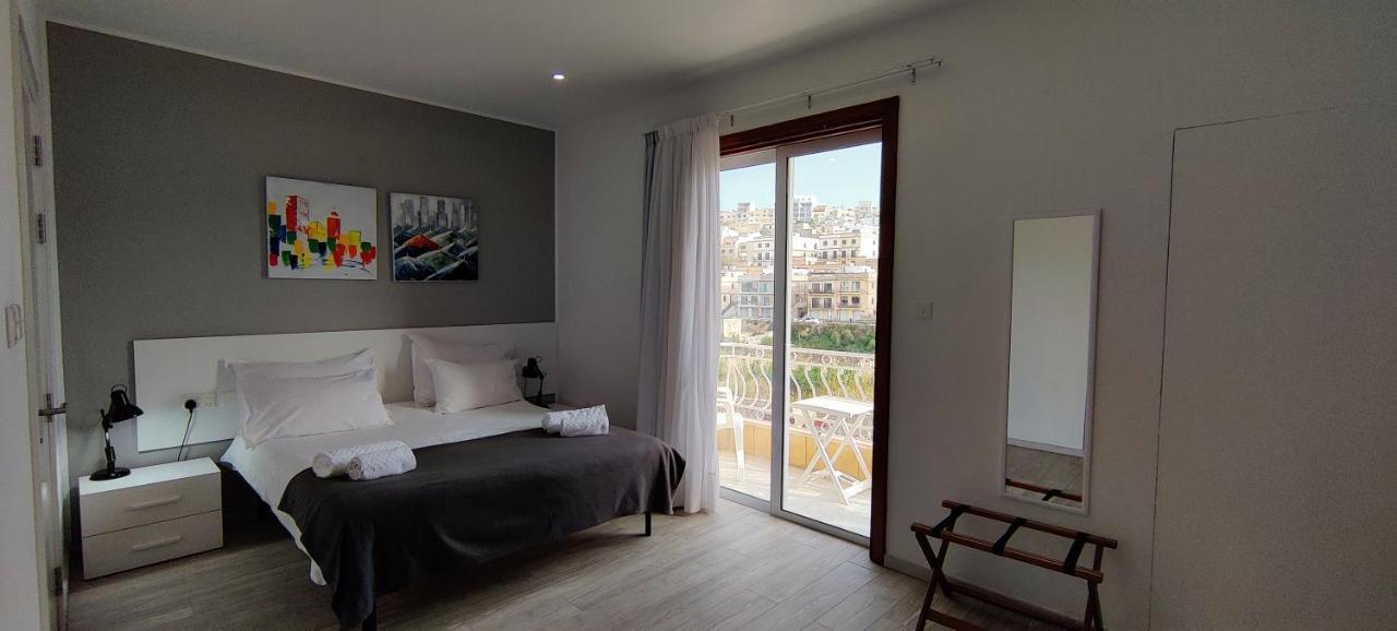 Villa Arjuza - Private Self Catering Bedrooms With Bathroom Is-Swieqi Exterior photo